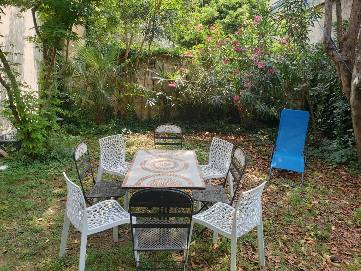 Maison 150M2 Jardin A Louer En Entier, Bordeaux Centre Chartrons, 3 Chambres 3 Salles De Bains 1 Canape-Lit Llllnumero De Telephone Dans L'Annonce Si Questionlll Eksteriør bilde