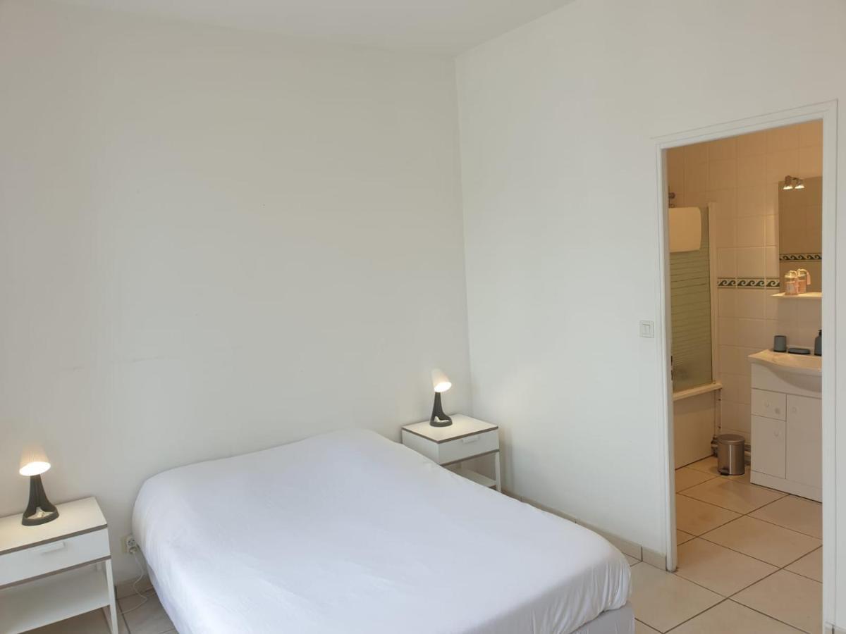 Maison 150M2 Jardin A Louer En Entier, Bordeaux Centre Chartrons, 3 Chambres 3 Salles De Bains 1 Canape-Lit Llllnumero De Telephone Dans L'Annonce Si Questionlll Eksteriør bilde