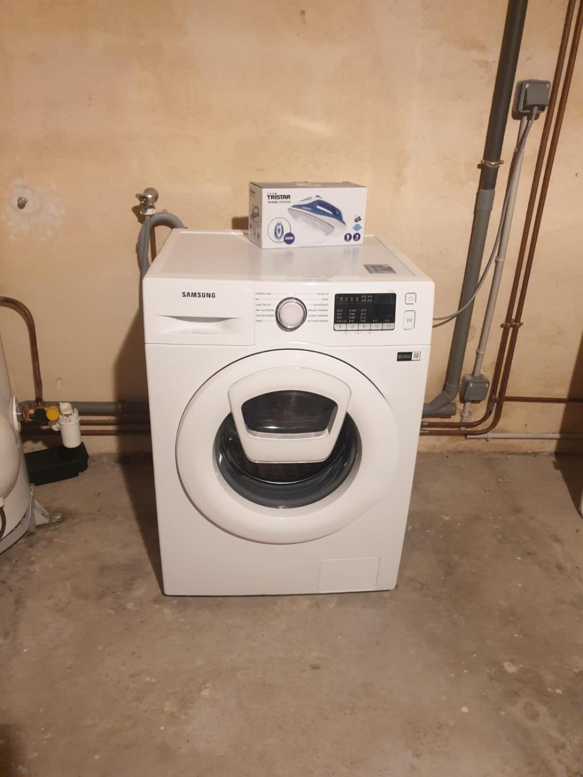 Maison 150M2 Jardin A Louer En Entier, Bordeaux Centre Chartrons, 3 Chambres 3 Salles De Bains 1 Canape-Lit Llllnumero De Telephone Dans L'Annonce Si Questionlll Eksteriør bilde